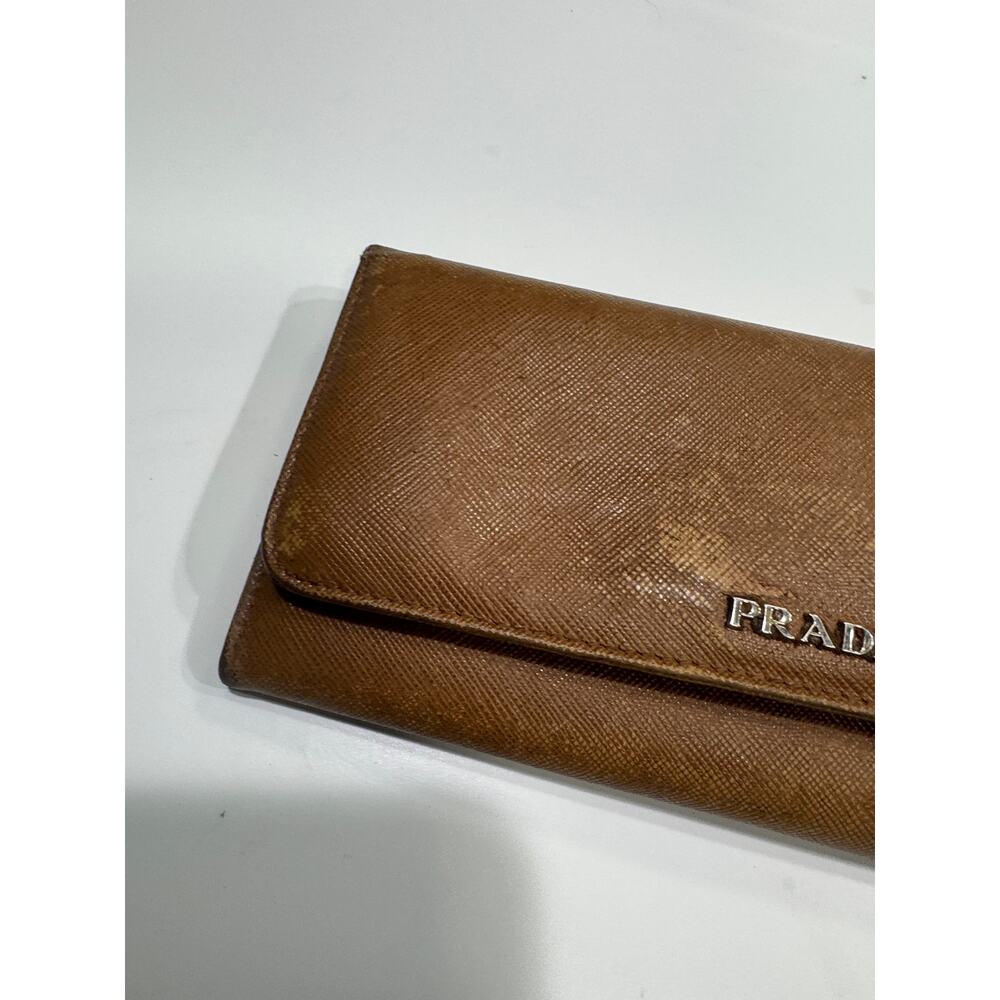 Prada Brown Leather wallet - Picture 9 of 11
